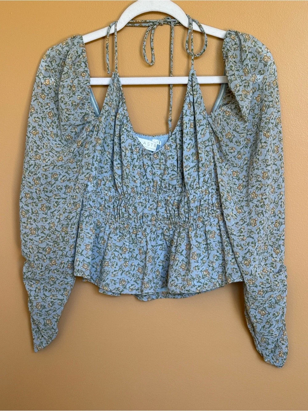 Astr Light Blue Floral Puff-Sleeve Peplum Top
